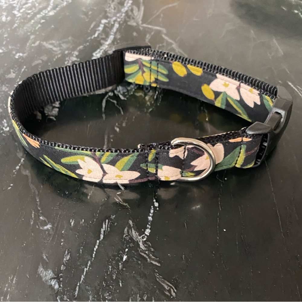 🐶  RIFLE PAPER CO. Olea Pattern Floral Dog Collar, L